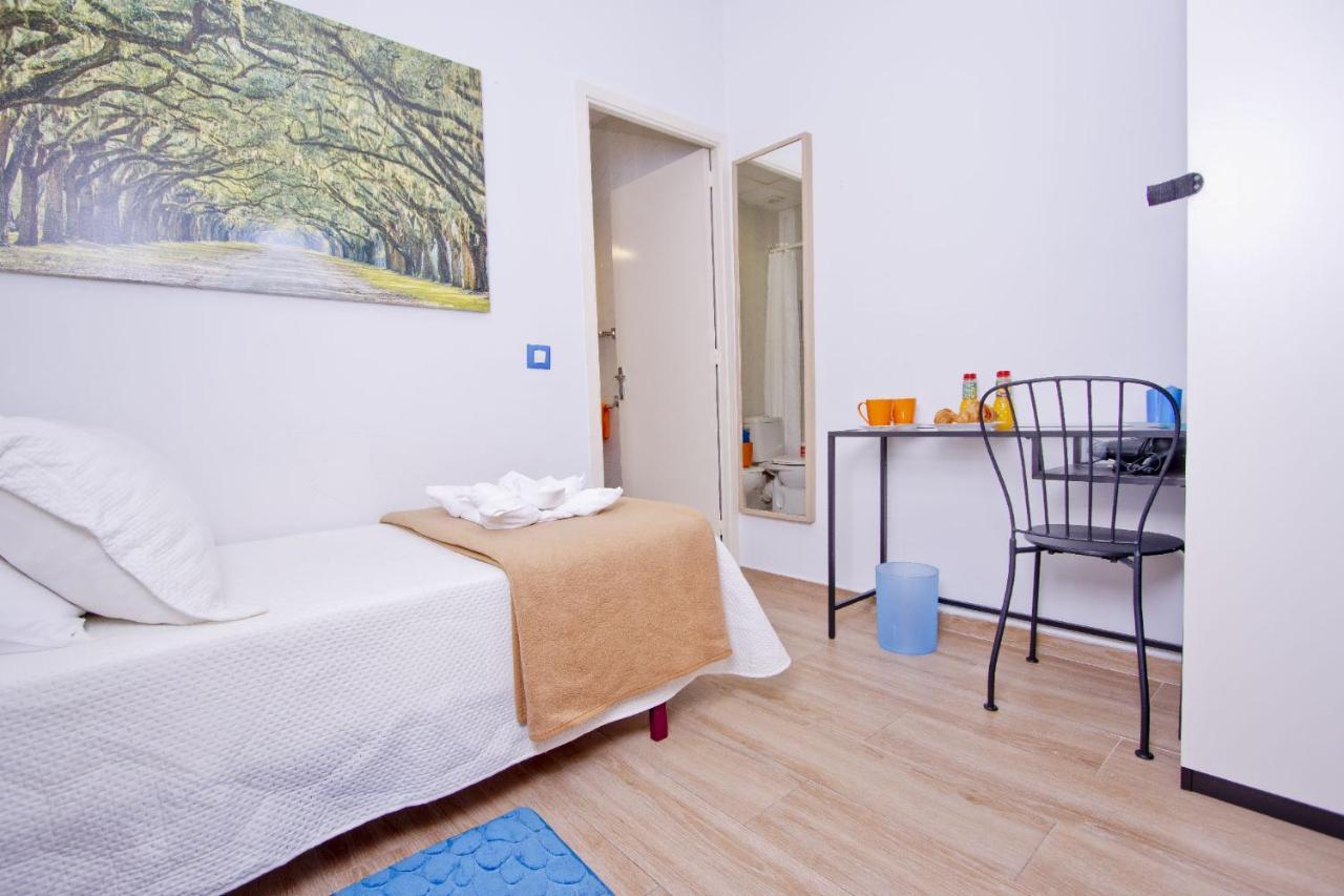 Barcelona City Hotel Экстерьер фото